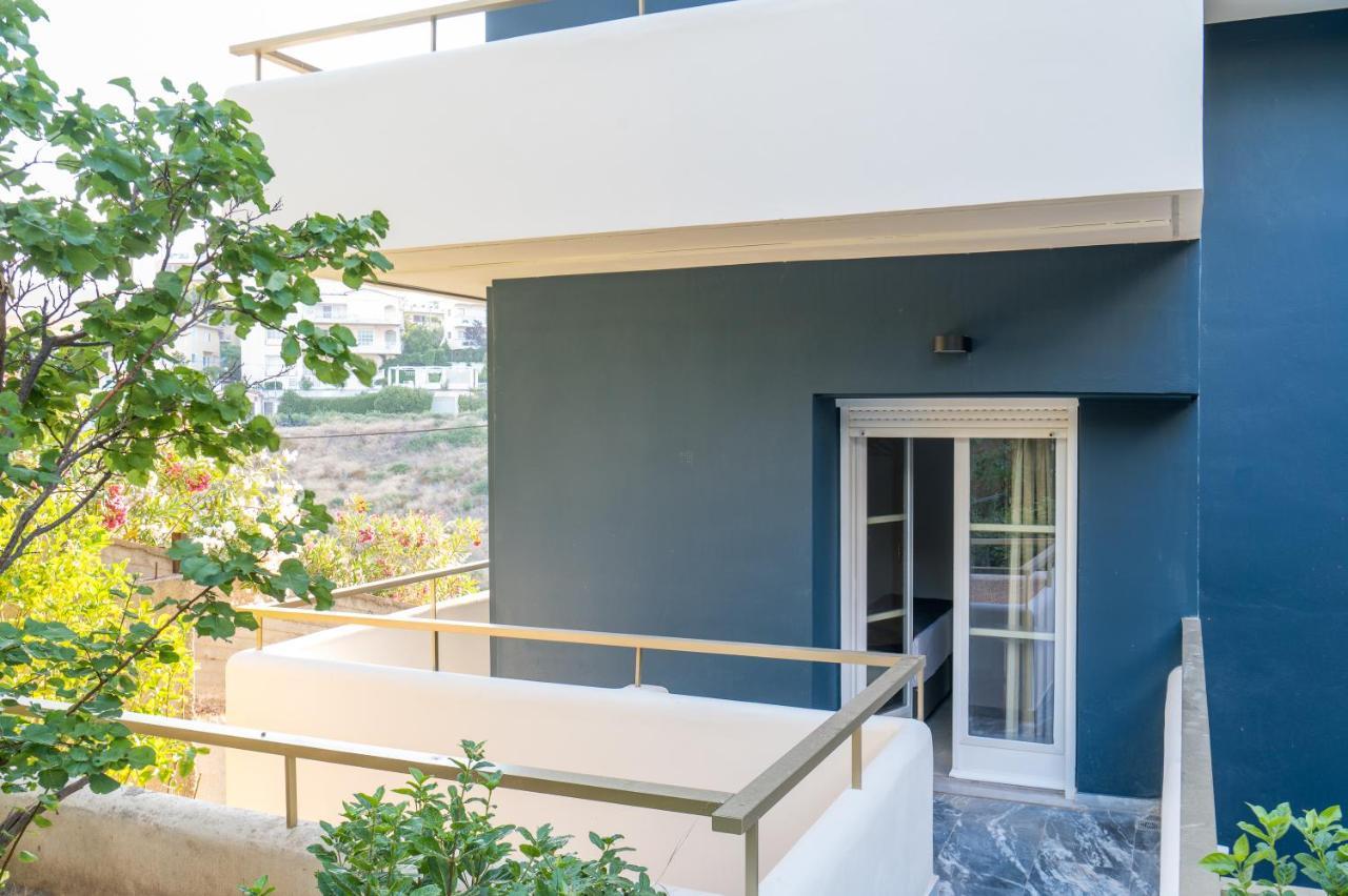 Chroma Lodge Rafina Exterior photo